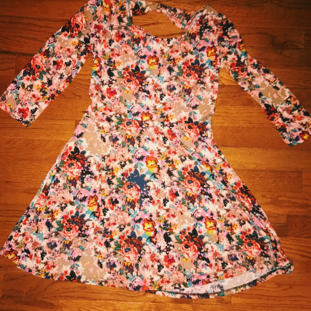 Floral 3/4 sleeve Dress